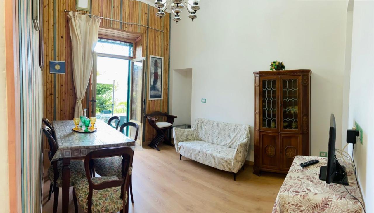 Villa Ninetta-Isabella Гаэта Экстерьер фото